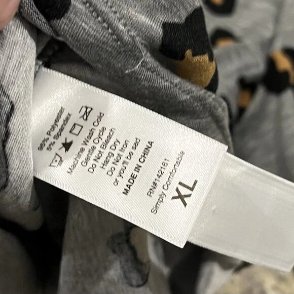 LuLaRoe Iris Top XL Gray Leopard Print Short Sleeve Tunic Soft Stretch - Picture 7 of 7